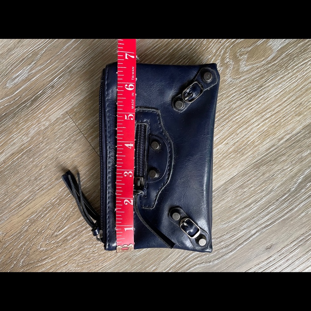 “City” Style Pouch/Wallet - Picture 3 of 6